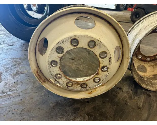 HUB PILOT 22.5 X 8.25 Wheel