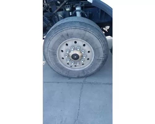 HUB PILOT 22.5 x 14 Tire and Wheel