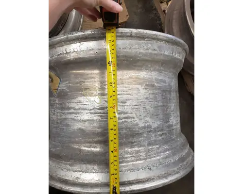 HUB PILOT 22.5 x 14 Wheel