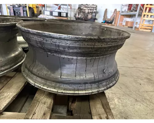 HUB PILOT 8.5x22.5 Wheel