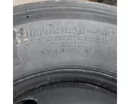 HUB PILOT CE Tire and Rim