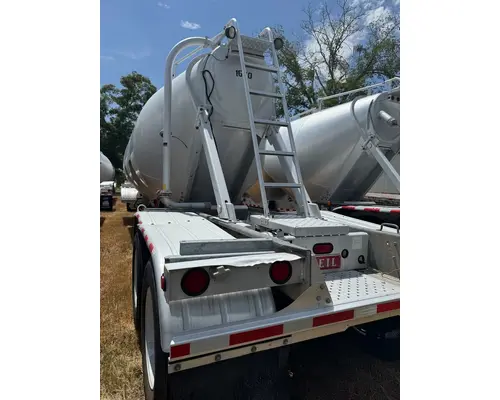 Trailer HEIL TANKER Crj Heavy Trucks And Parts