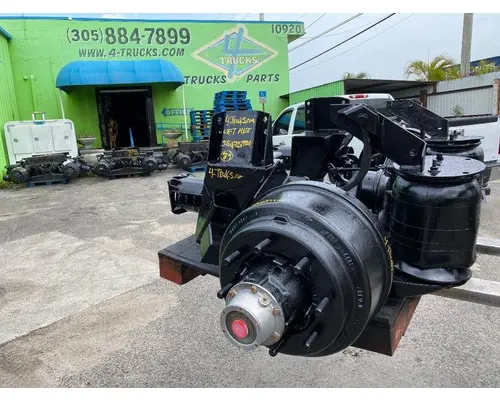 Hendrickson AIR DOWN SPRING UP Tag Axle