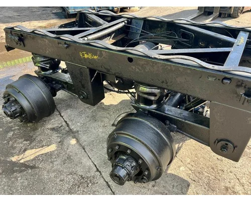 Hendrickson AMBOX.96 Cutoff Assembly (Complete With Axles)