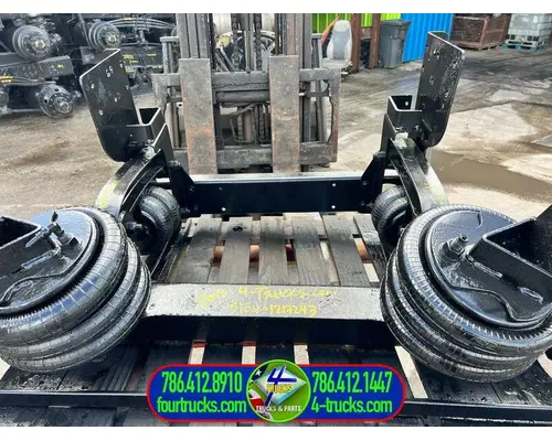 Hendrickson COMPOSILITE EXS13 STEERABLE LI Tag Axle