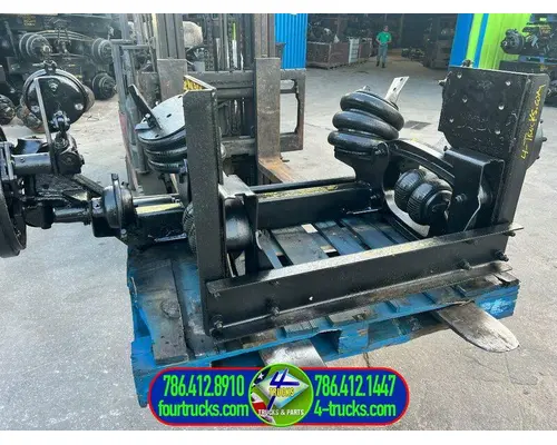 Hendrickson EXS13 Tag Axle