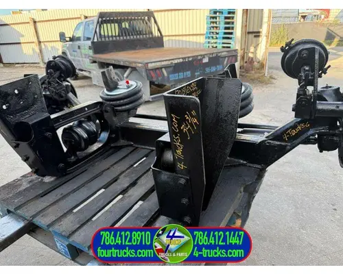 Hendrickson EXS13 Tag Axle