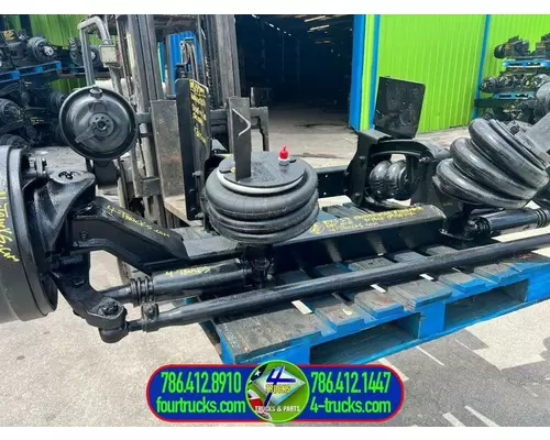 Hendrickson HAULMAAX Tag Axle