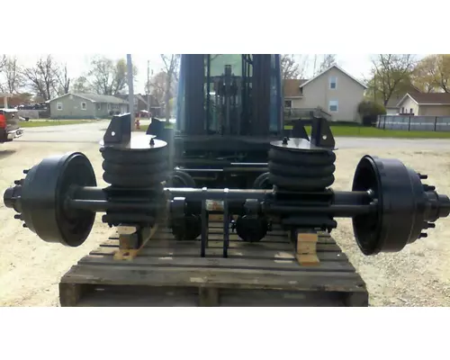 Tag Axle Hendrickson NM13A-L21AIC Niehaus Welding Works