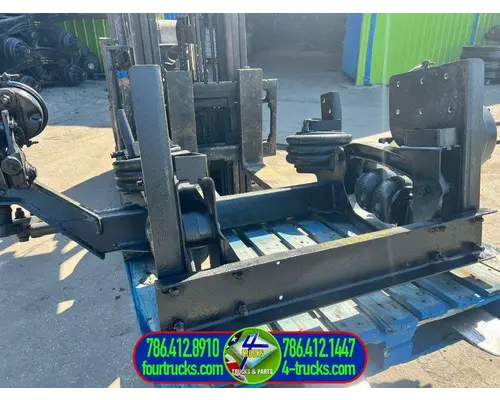 Hendrickson STEERABLE LIFT AXLE COMPOSILIT Tag Axle