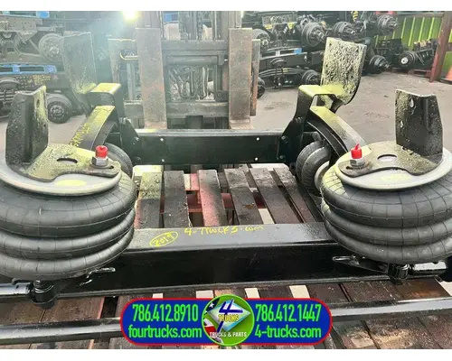 Hendrickson STEERABLE LIFT AXLE Tag Axle