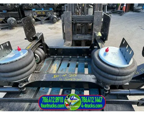Hendrickson STEERABLE LIFT AXLE Tag Axle