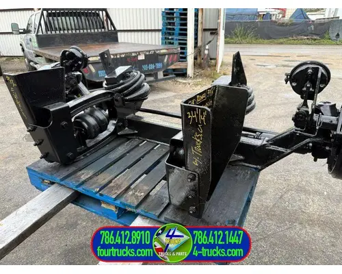 Hendrickson STEERABLE LIFT AXLE Tag Axle