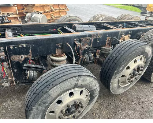 Tag Axle HENDRICKSON SC13 Dutchers Inc   Heavy Truck Div  Ny