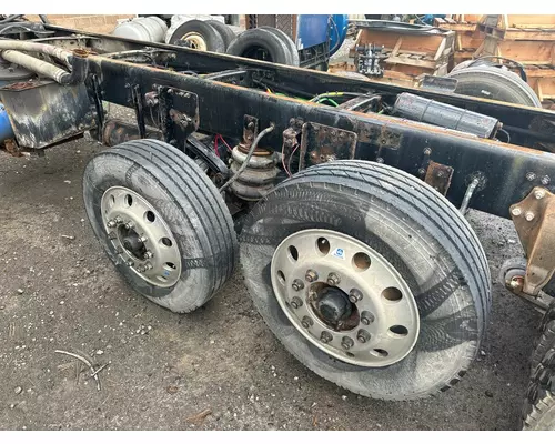 Tag Axle HENDRICKSON SC13 Dutchers Inc   Heavy Truck Div  Ny