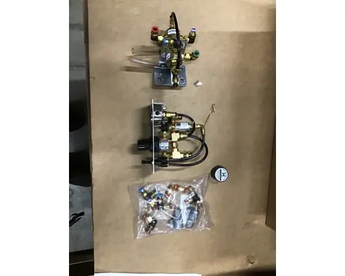 Tag Axle HENDRICKSON STEER LKQ KC Truck Parts - Inland Empire