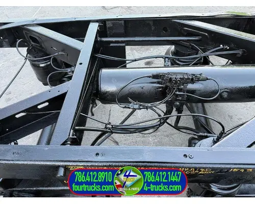 Hendrickson VANTRAAX Cutoff Assembly (Complete With Axles)