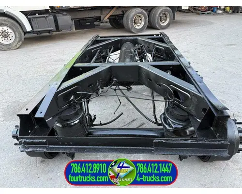 Hendrickson VANTRAAX Cutoff Assembly (Complete With Axles)