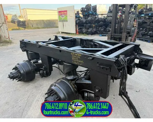 Hendrickson VANTRAAX Cutoff Assembly (Complete With Axles)