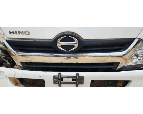 Hino 155 Grille