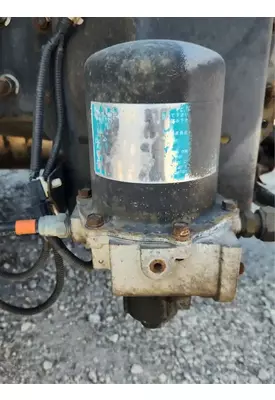 Hino 185 Air Drier