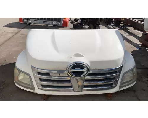Hood HINO 185 Truck Salvage International Inc