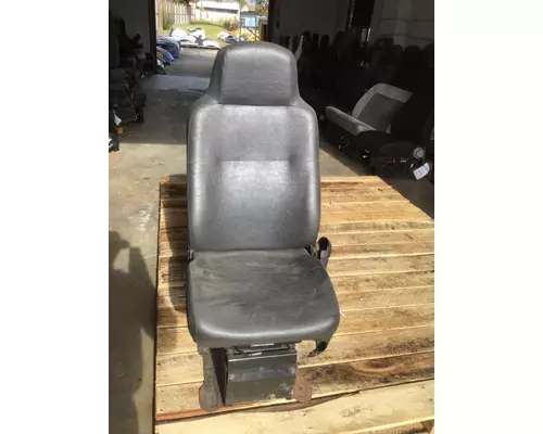 Seat, Front HINO 185 LKQ Heavy Truck Maryland