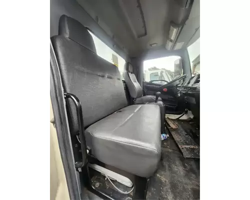 Hino 185 Seat, Front