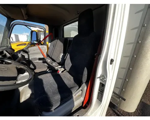 Seat, Front HINO 185 DTI Trucks