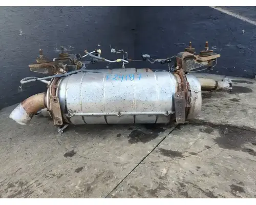 DPF (Diesel Particulate Filter) Hino 195 Complete Recycling Group LLC