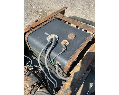 Fuel Tank HINO 195 Dutchers Inc   Heavy Truck Div  Ny