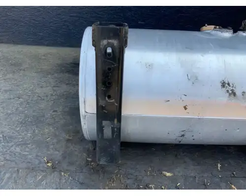 Hino 195 Fuel Tank
