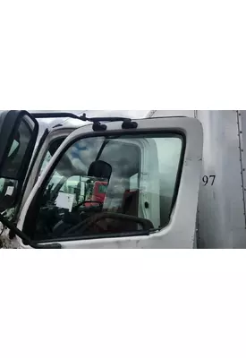 Hino 195 Windshield Glass