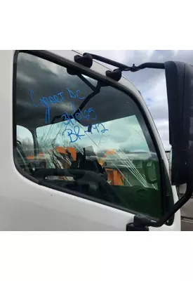 Hino 195 Windshield Glass