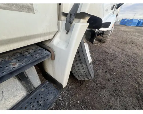 Fender Extension HINO 238 DTI Trucks