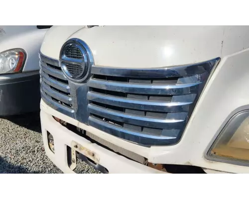 Hino 238 Grille
