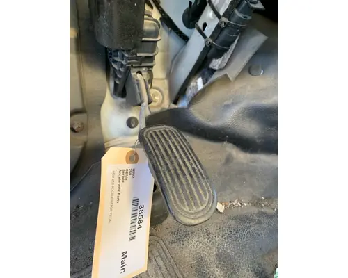 Accelerator Parts HINO 258 Hagerman Inc.