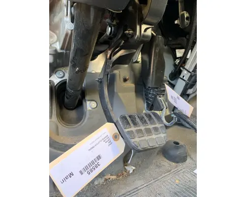 Brake / Clutch Pedal Box HINO 258 Hagerman Inc.