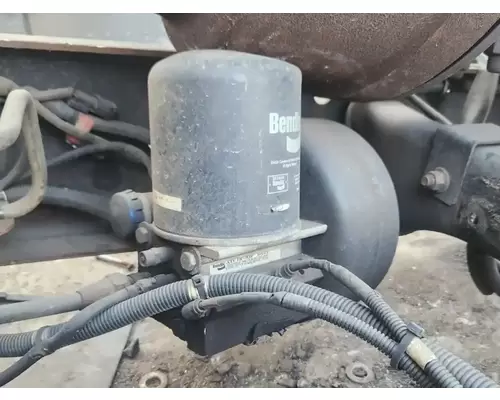 Hino 268 Air Drier