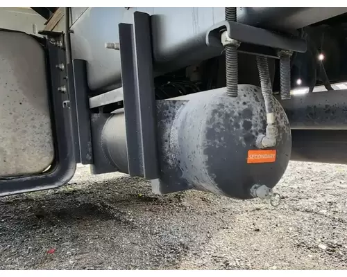 Hino 268 Air Tank