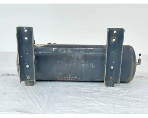 Hino 268 Air Tank