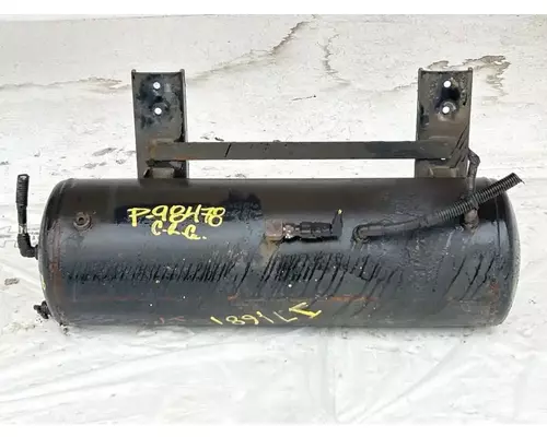 Hino 268 Air Tank