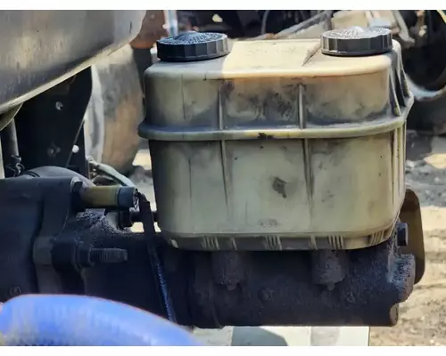 Hino 268 Brake Master Cylinder