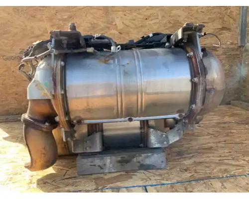 DPF (Diesel Particulate Filter) Hino 268 Complete Recycling Group LLC