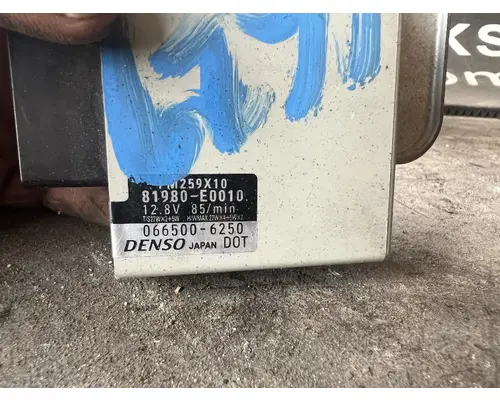 Electrical Parts, Misc. HINO 268 DTI Trucks