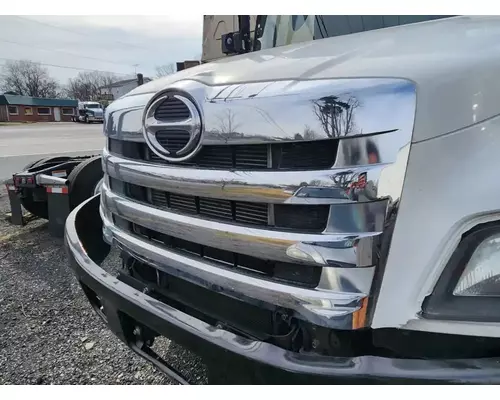 Grille Hino 268 Complete Recycling Group LLC