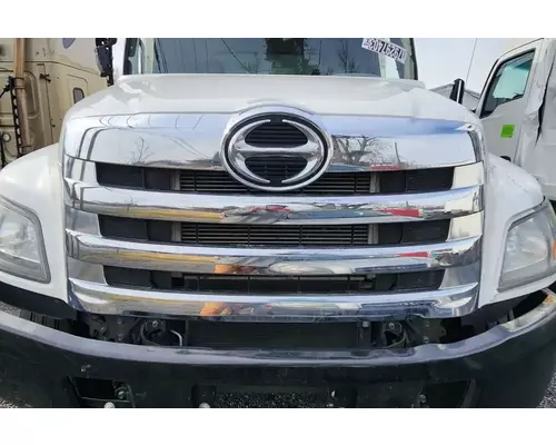 Hino 268 Grille
