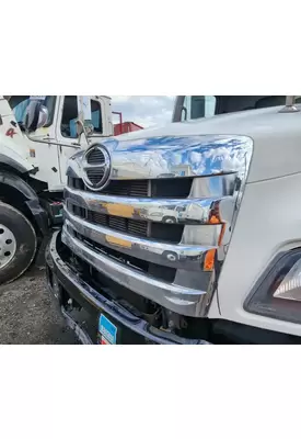 Hino 268 Grille