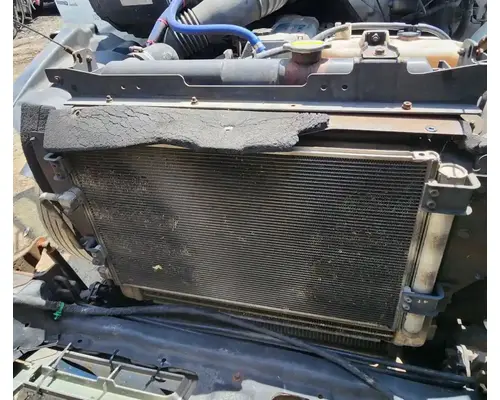 Hino 268 Radiator
