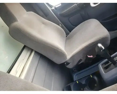 Hino 268 Seat, Front